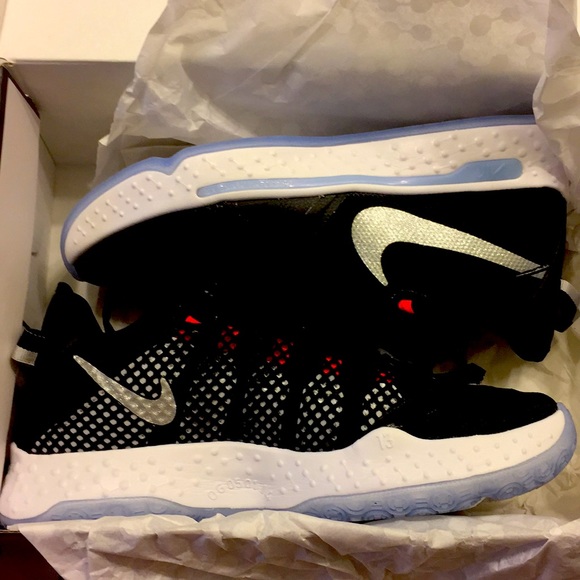Nike PG 4 Black White Basketball shoes
